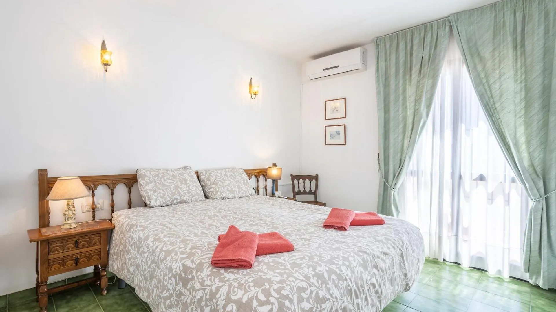Casablanca 23 Overlooking The Sea 네르하 빌라