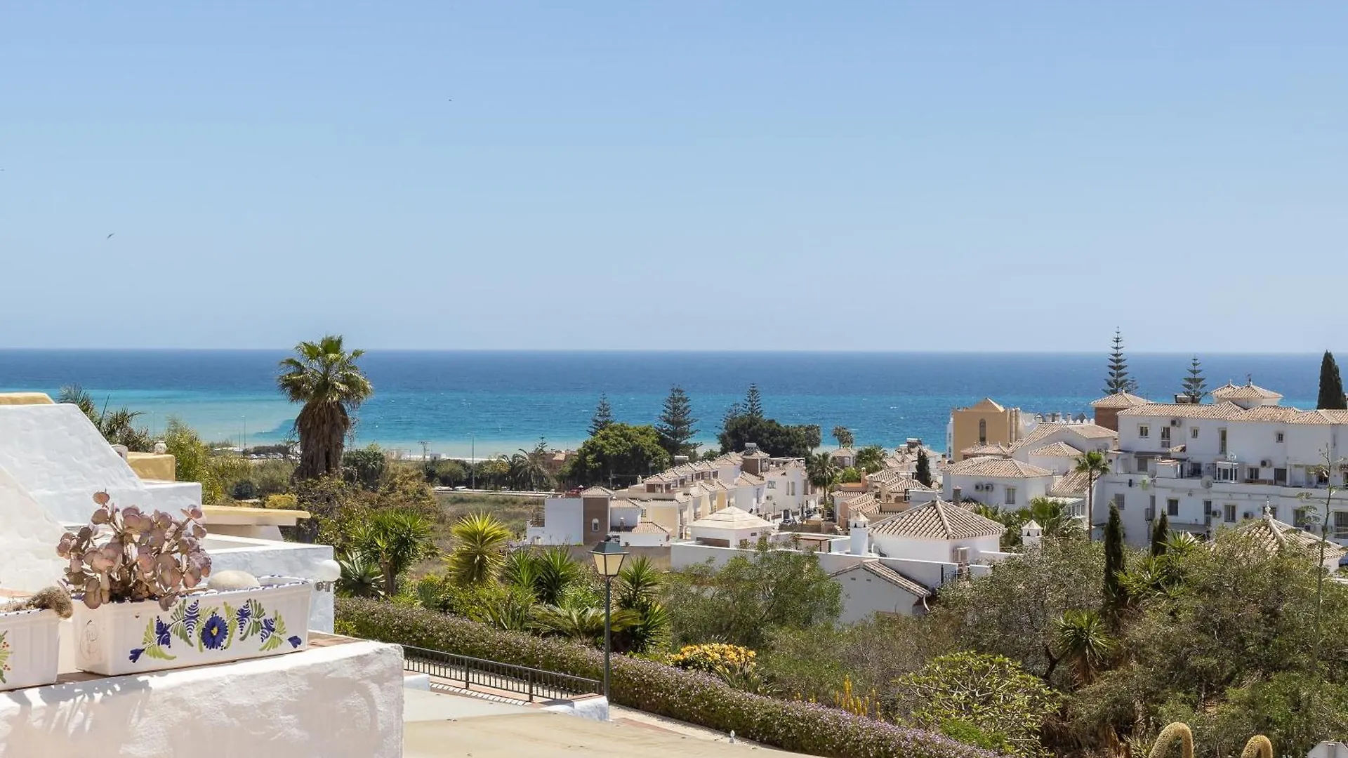 Casablanca 23 Overlooking The Sea 네르하 0*,  스페인