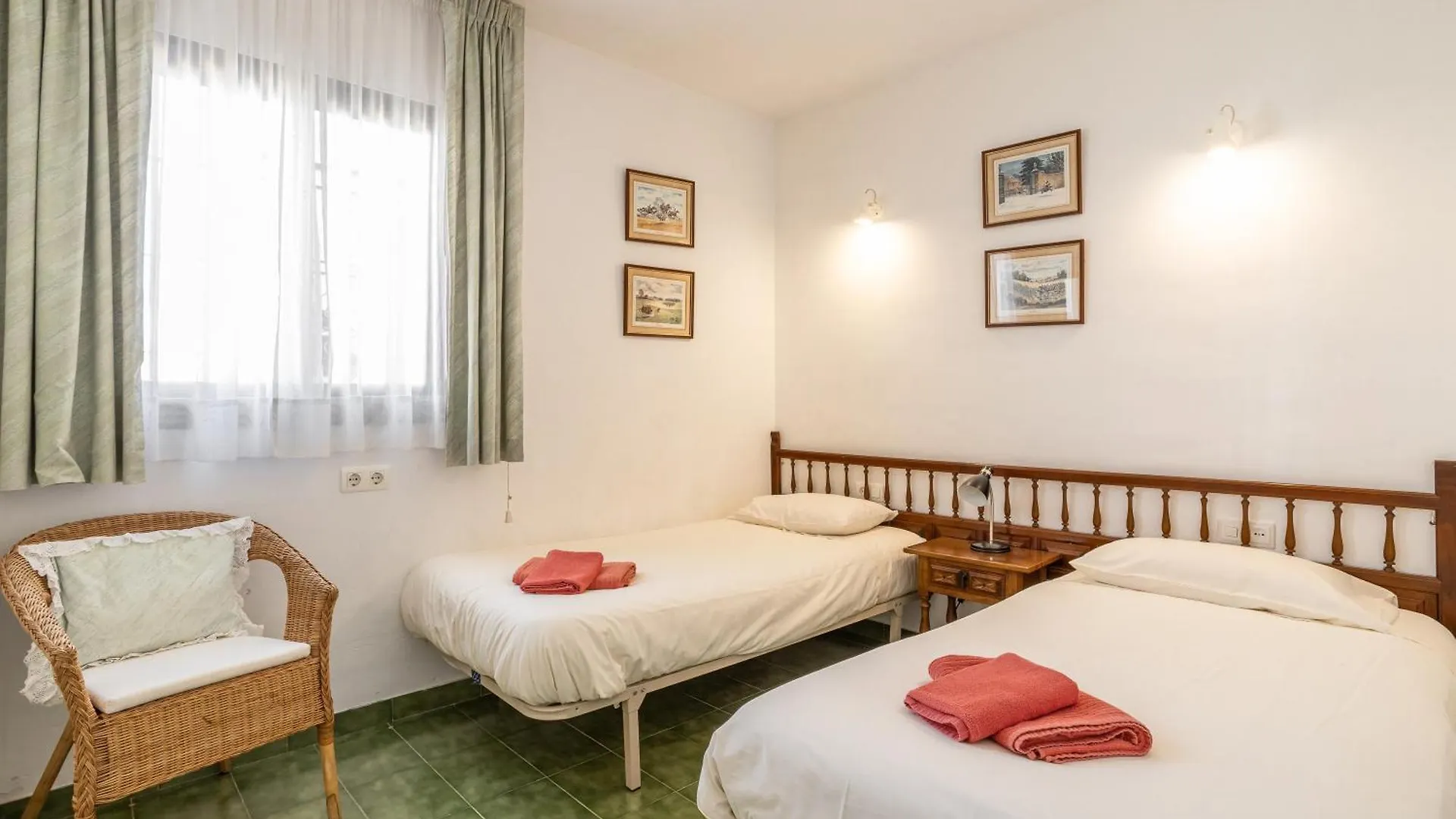 Villa Casablanca 23 Overlooking The Sea Nerja Spain